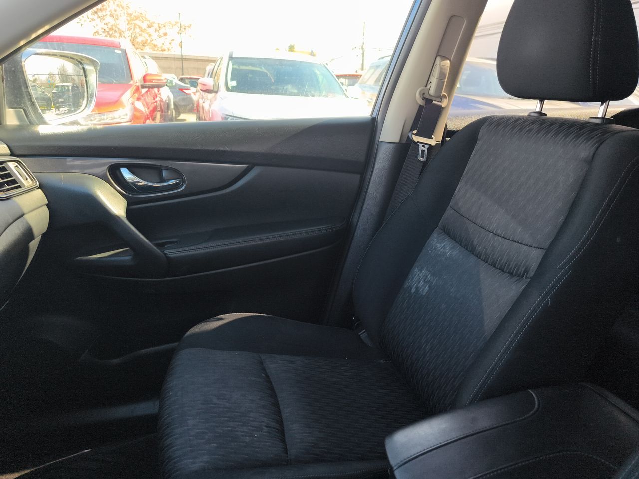Nissan X-Trail — foto 23 de 26