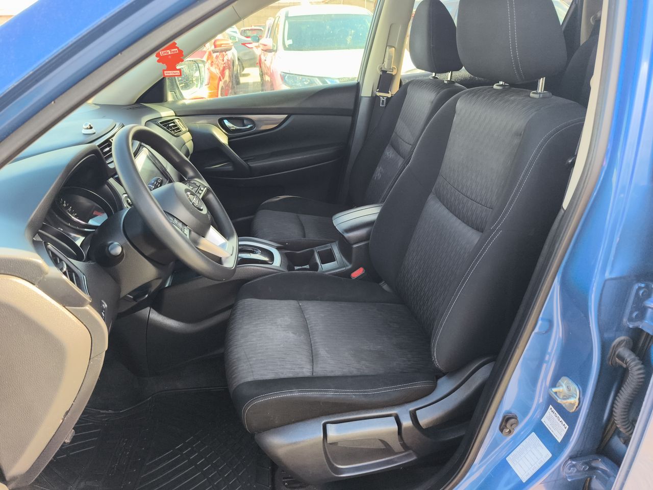 Nissan X-Trail — foto 14 de 26