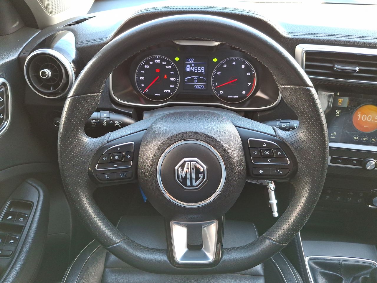MG - 25