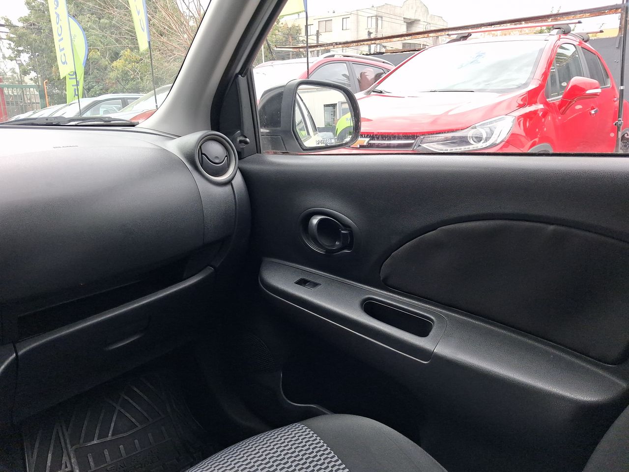 NISSAN - 2