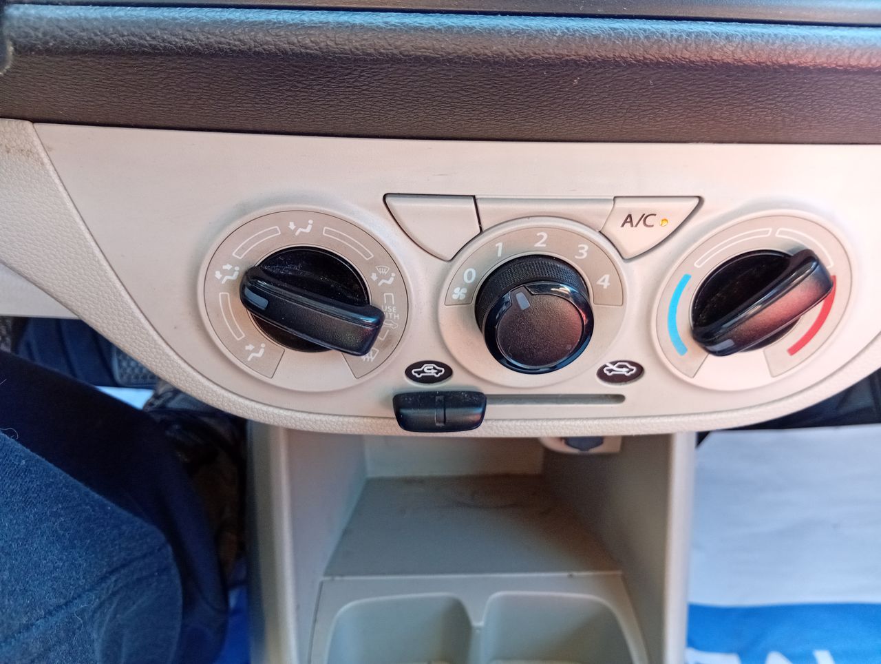 SUZUKI - 24