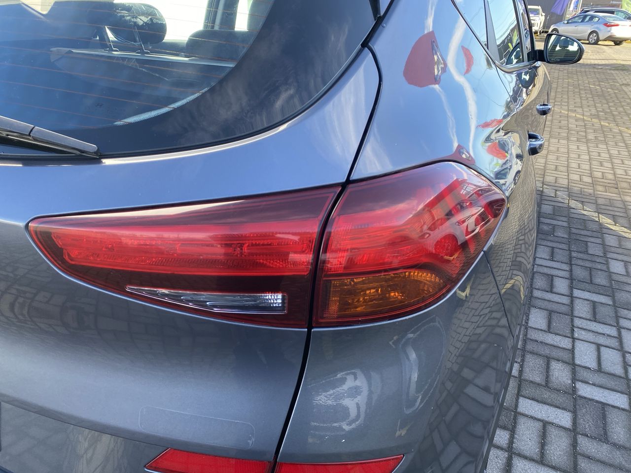 HYUNDAI - 13