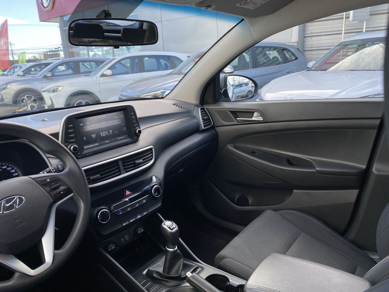 HYUNDAI - 2