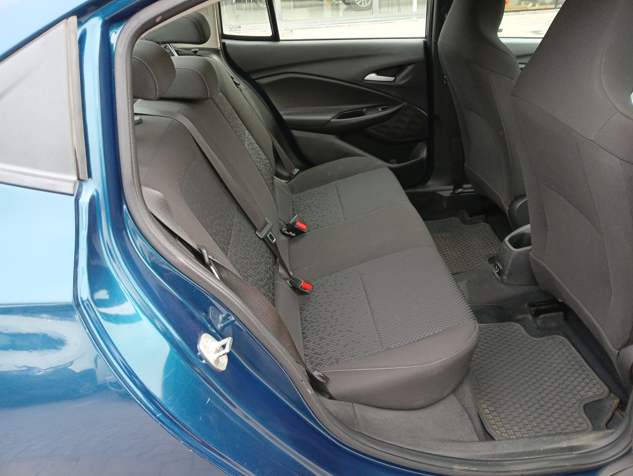 Chevrolet Onix — foto 25 de 26