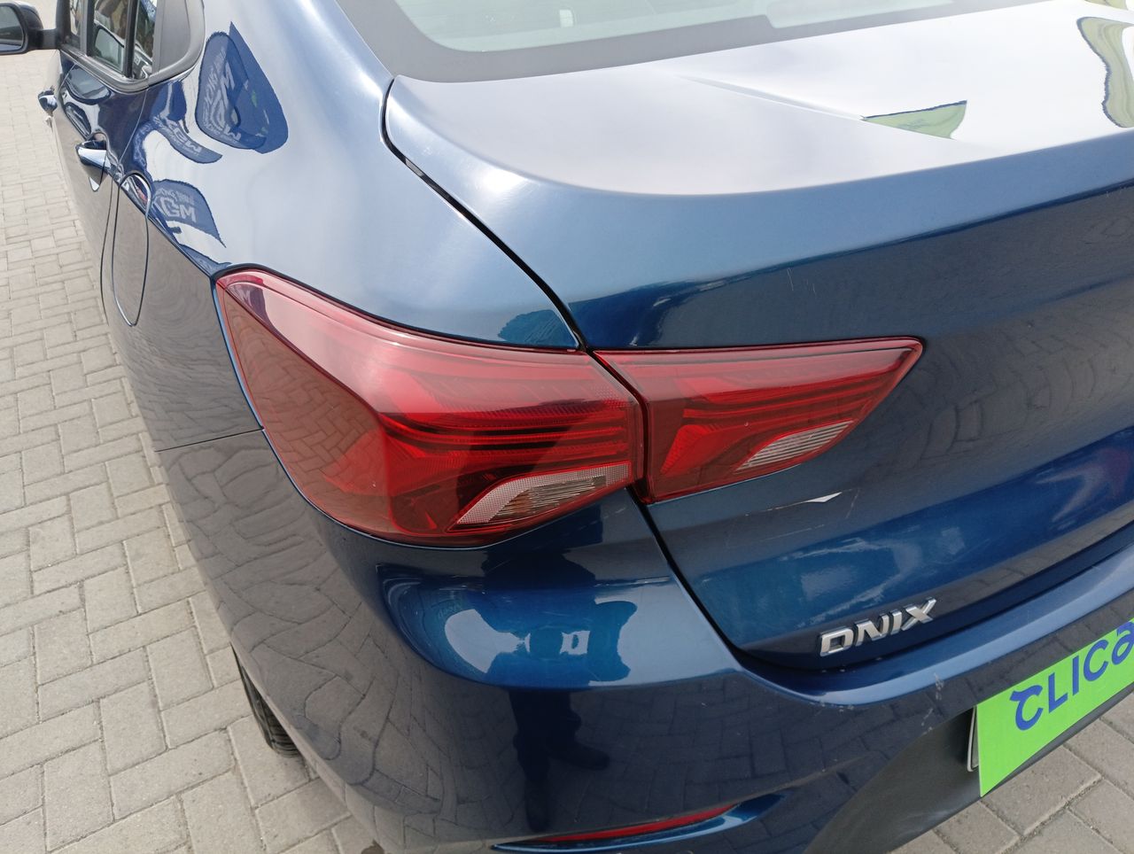 Chevrolet Onix — foto 11 de 26