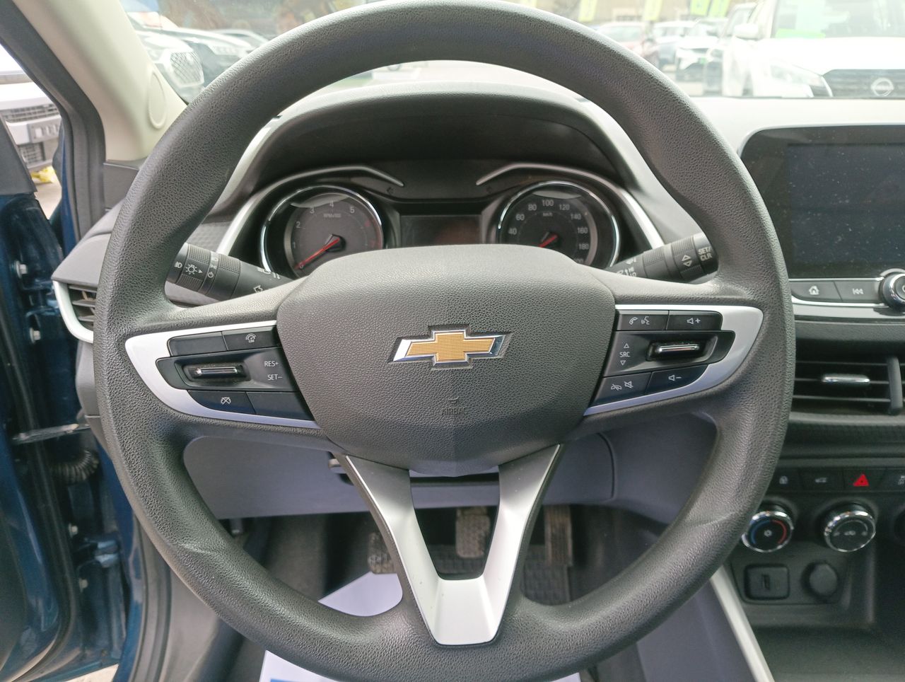 Chevrolet Onix — foto 16 de 26