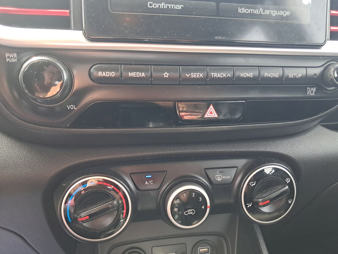 HYUNDAI - 30