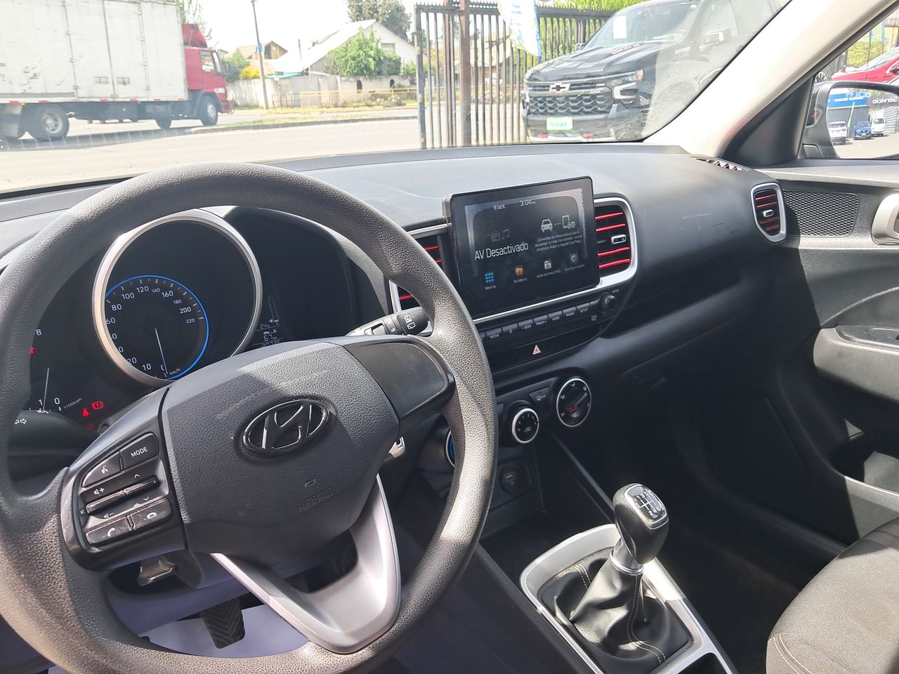 HYUNDAI - 32