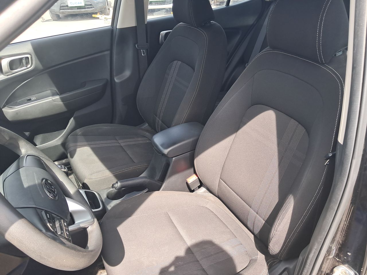 HYUNDAI - 24