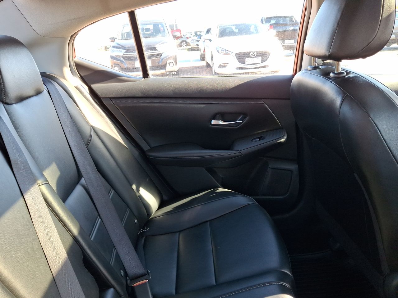 NISSAN - 15