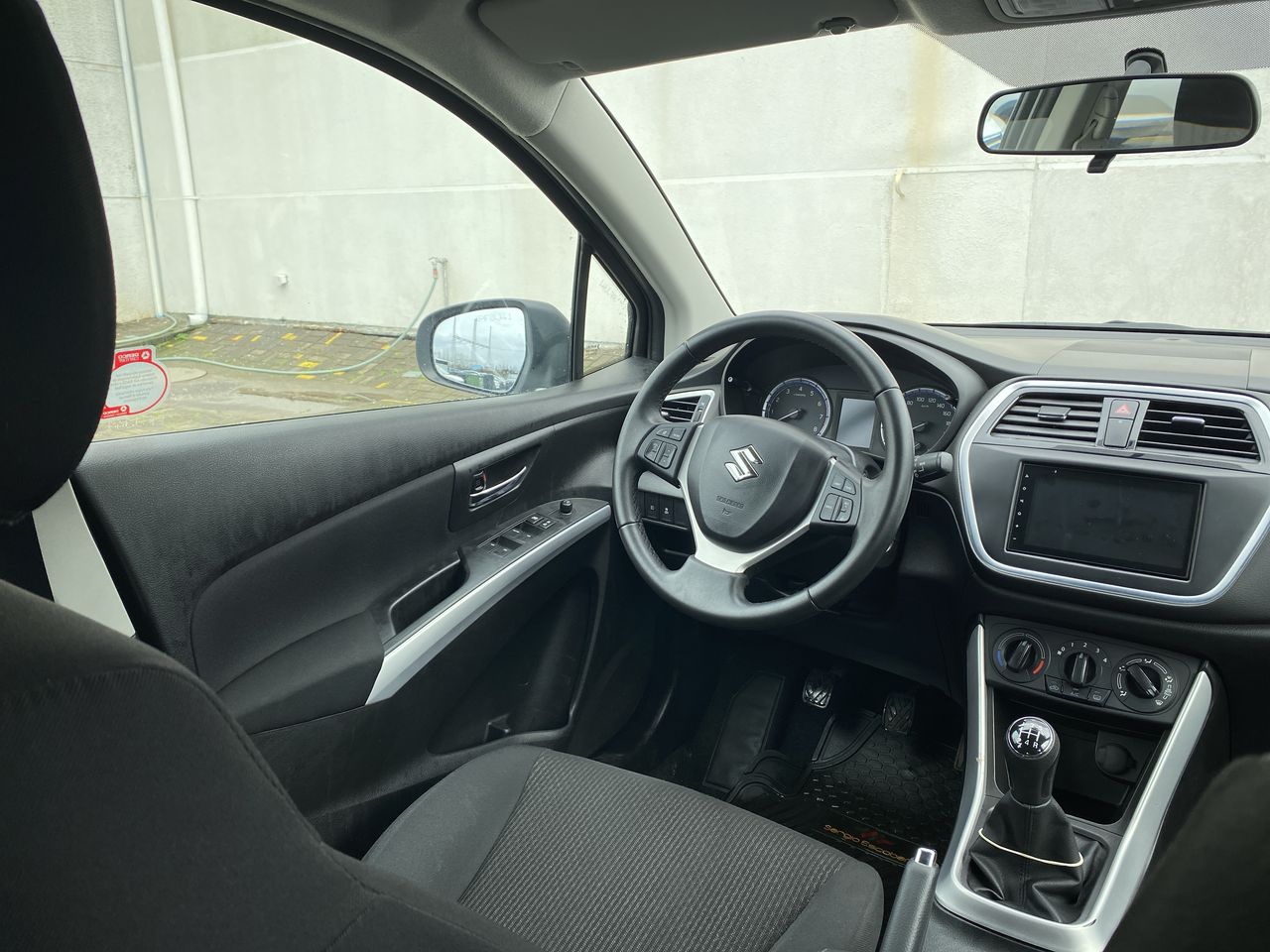 SUZUKI - 14