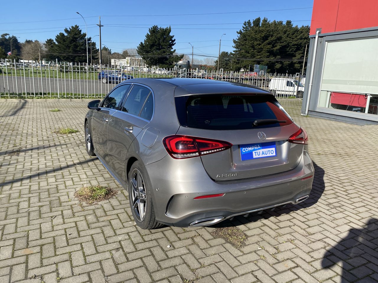 MERCEDES BENZ - 5