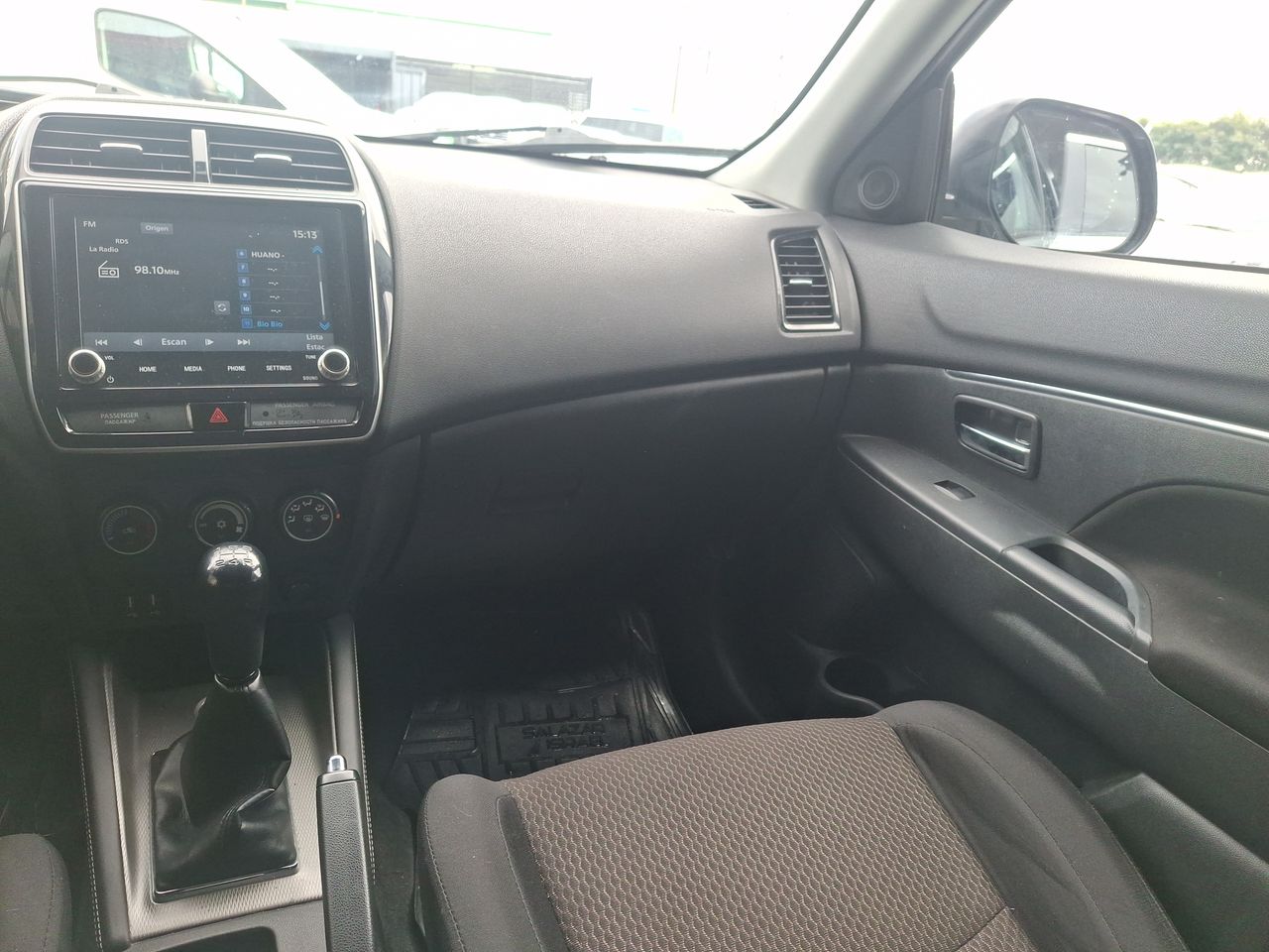 MITSUBISHI - 2