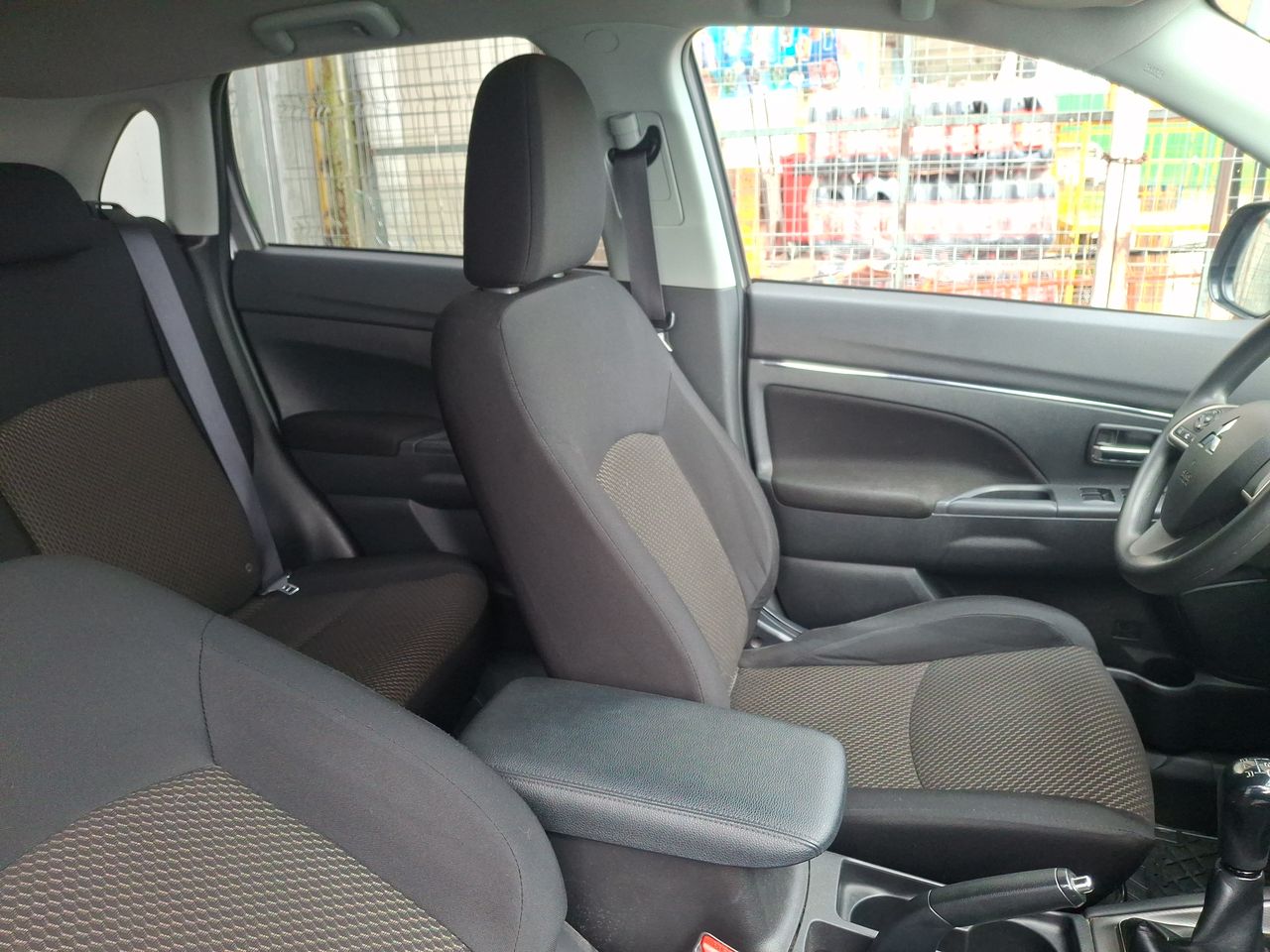Suzuki Swift — foto 8 de 28