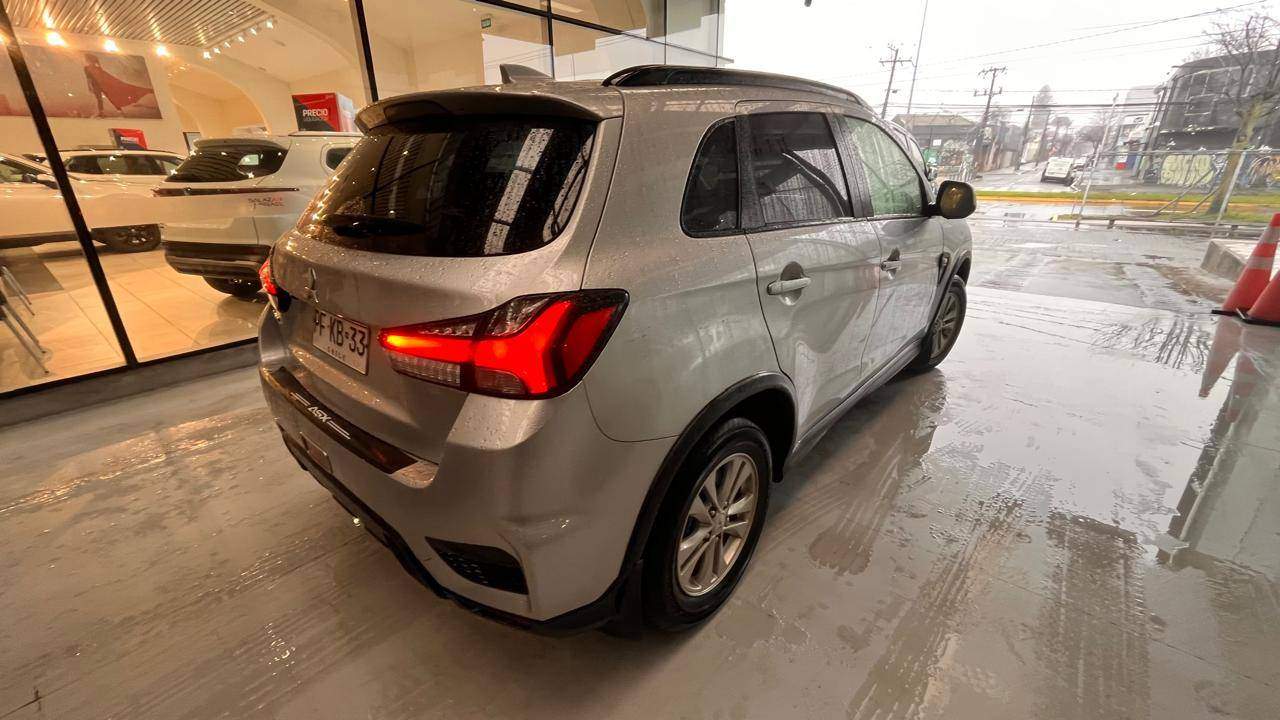 MITSUBISHI - 3