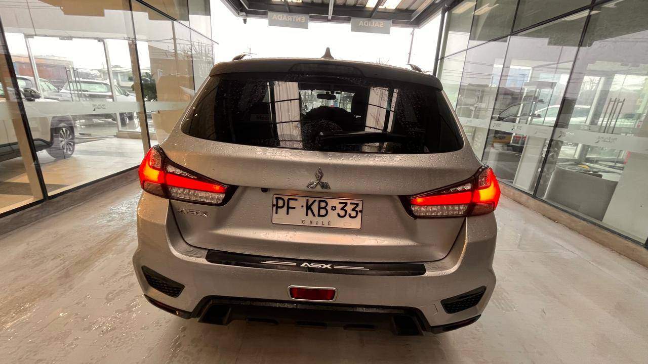 MITSUBISHI - 4