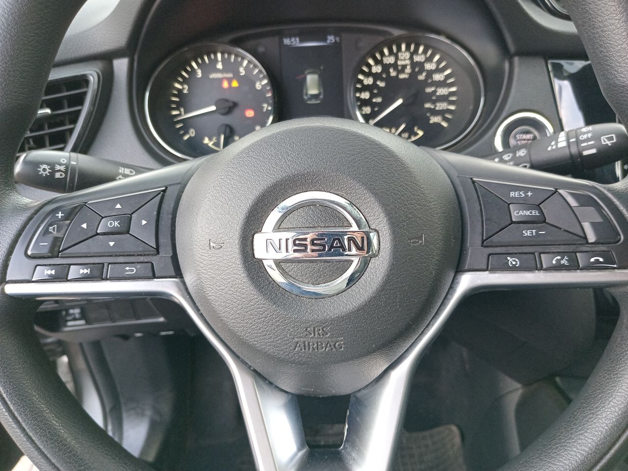 NISSAN - 26