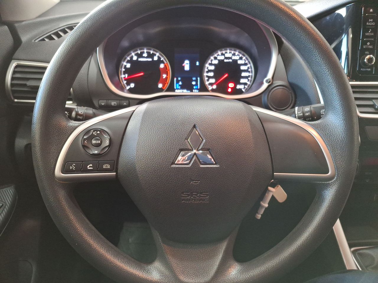 MITSUBISHI - 22