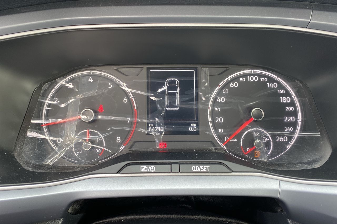 VOLKSWAGEN - 30