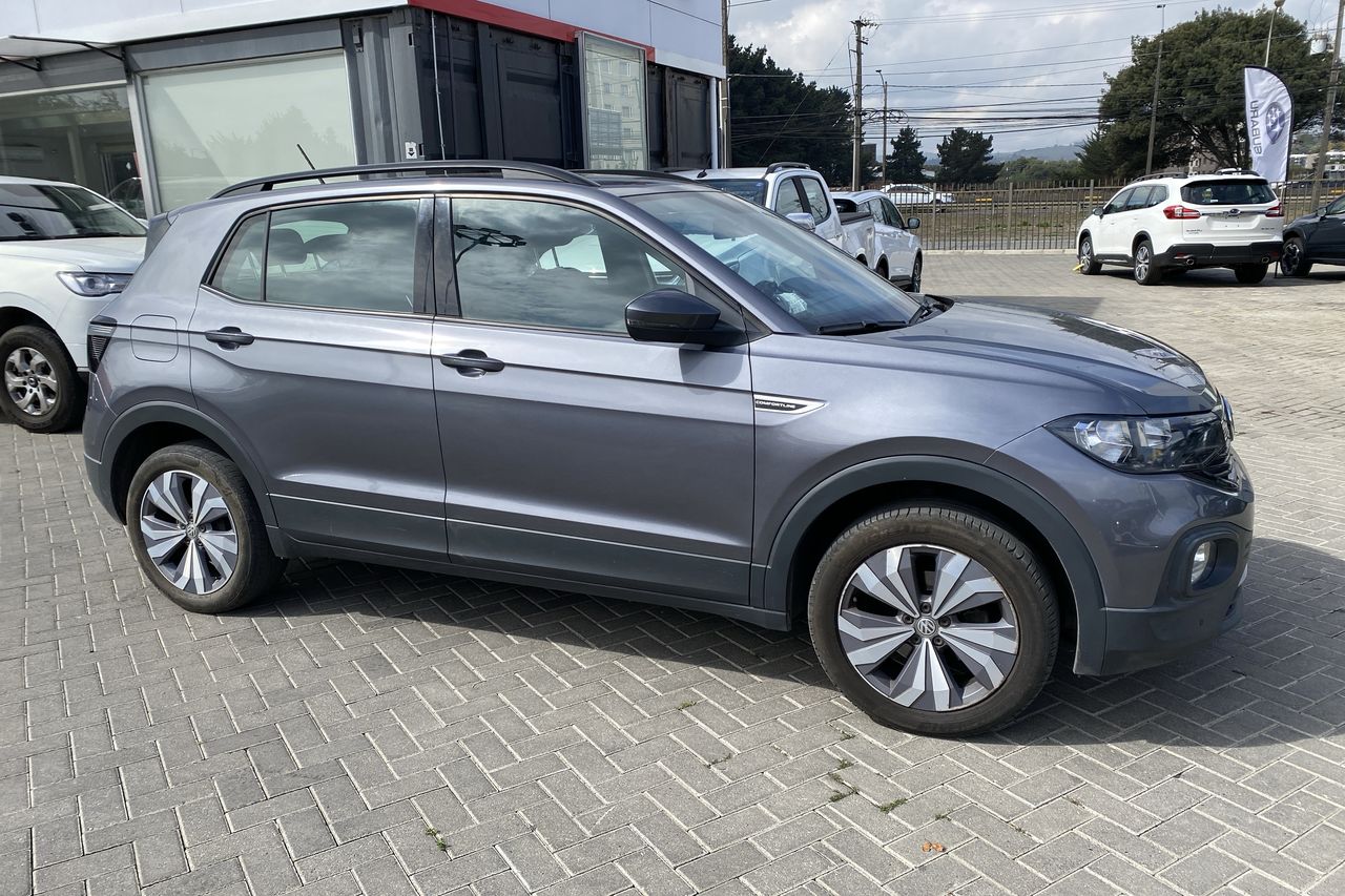 VOLKSWAGEN - 12