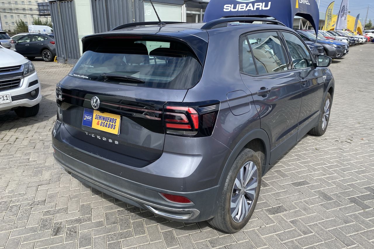VOLKSWAGEN - 9