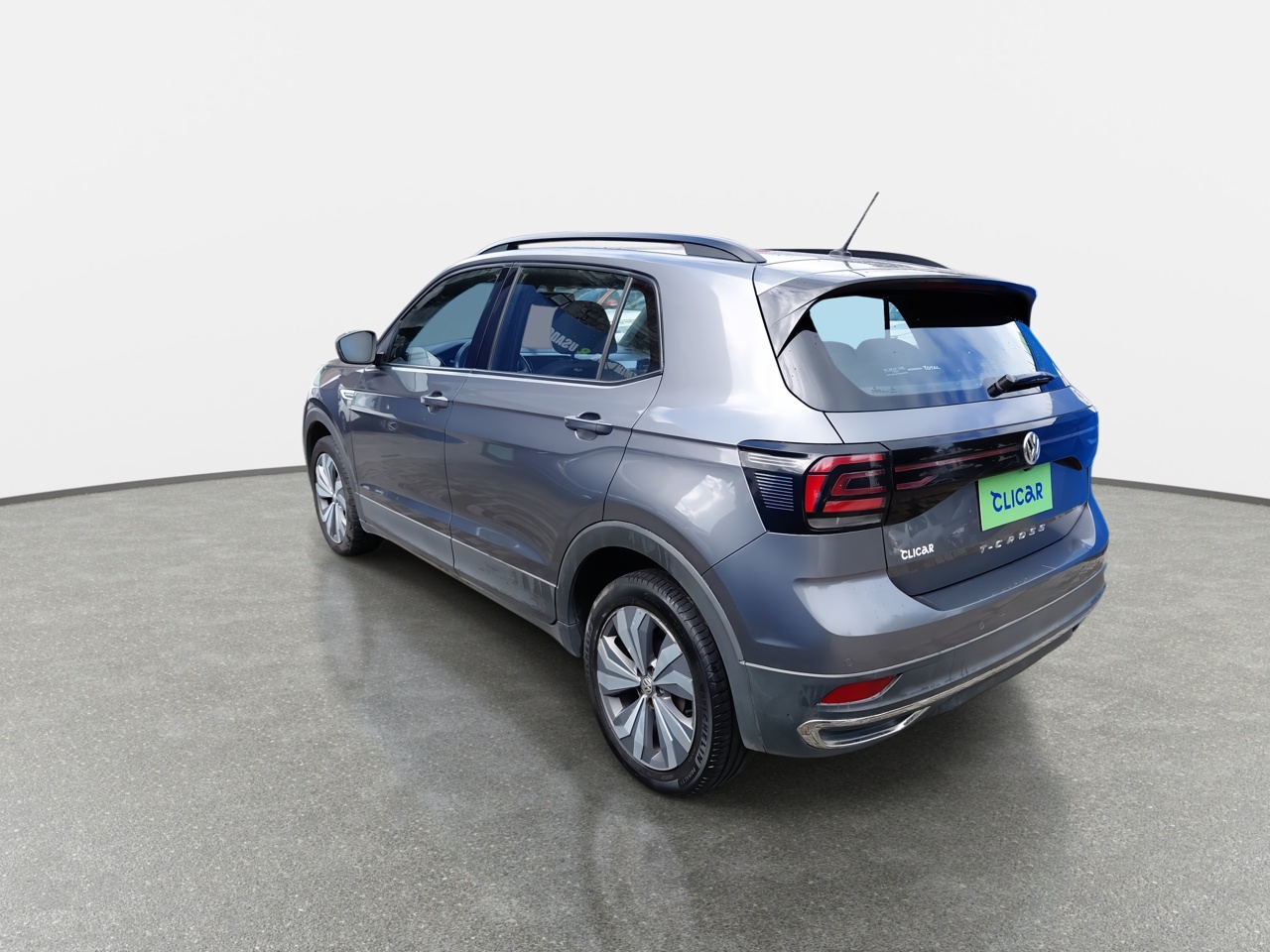 VOLKSWAGEN - 5