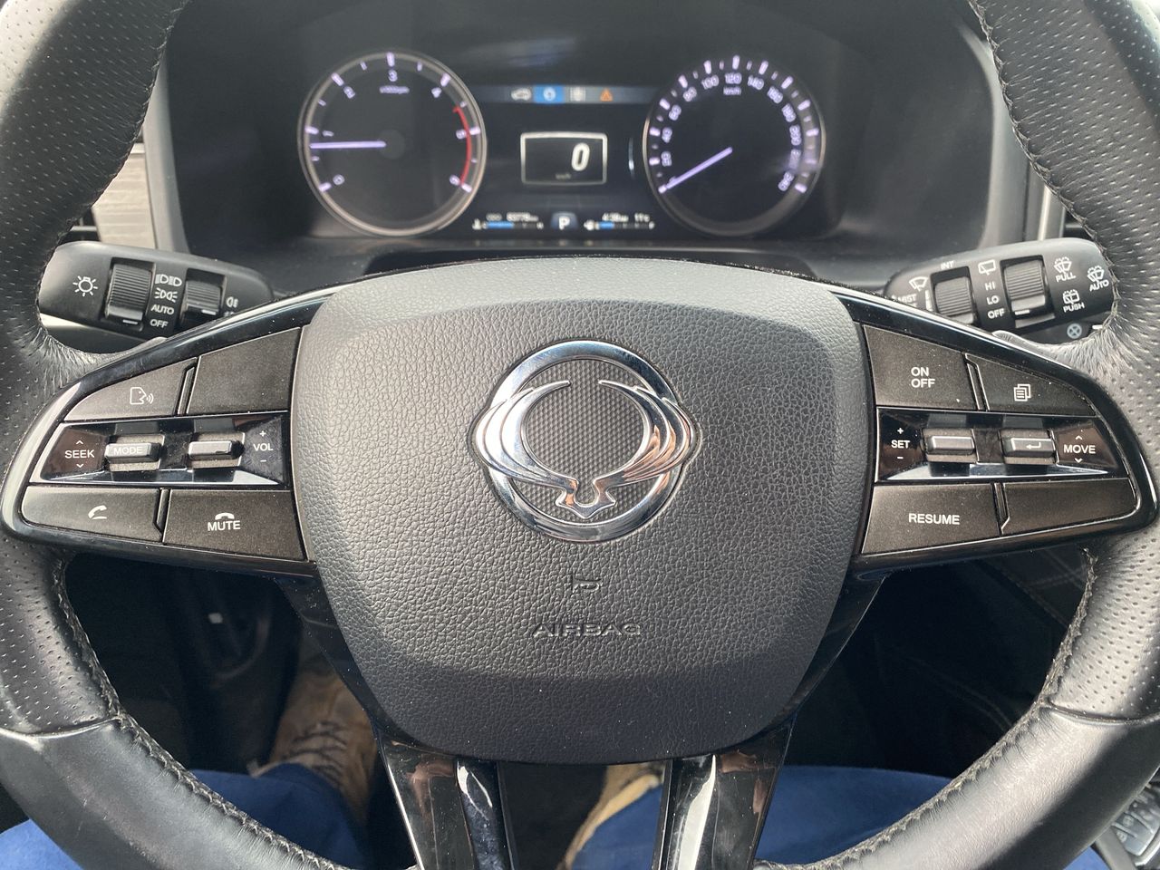SsangYong Rexton — foto 27 de 37