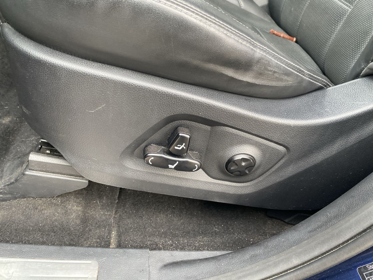 SsangYong Rexton — foto 24 de 37