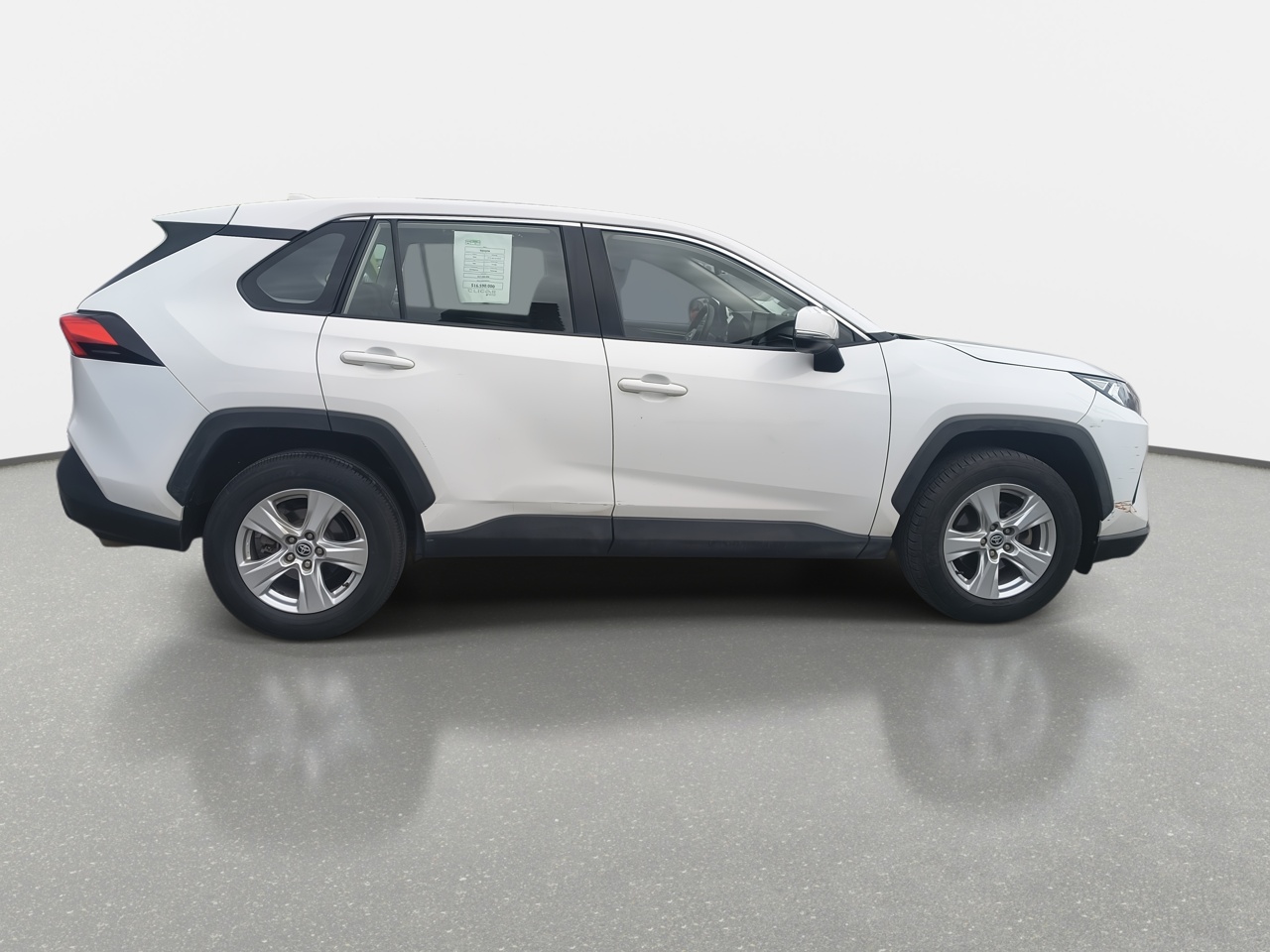 Toyota RAV4 — foto 9 de 30