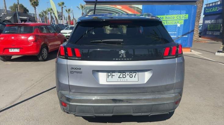 PEUGEOT - 5