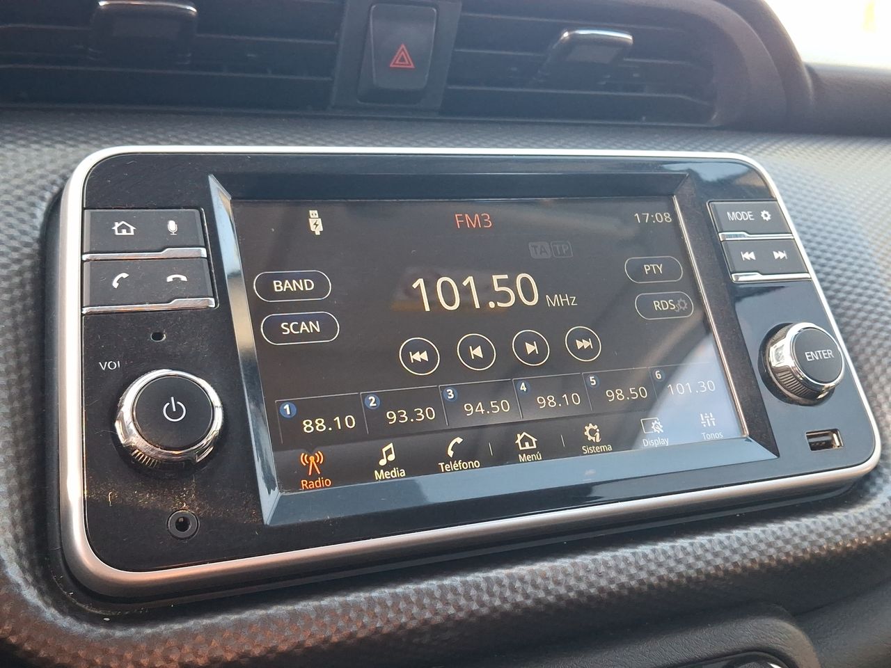 NISSAN - 28