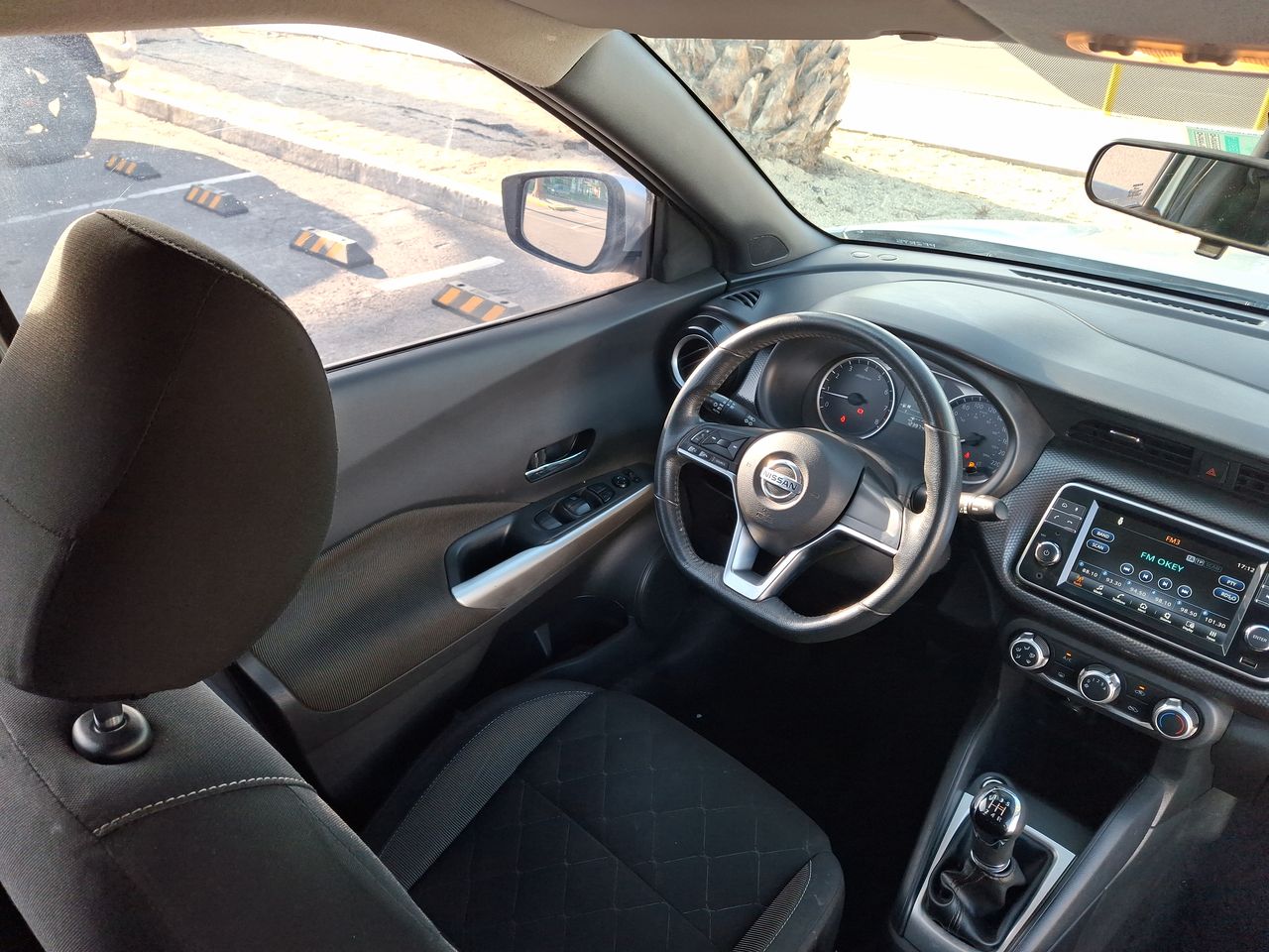 NISSAN - 16