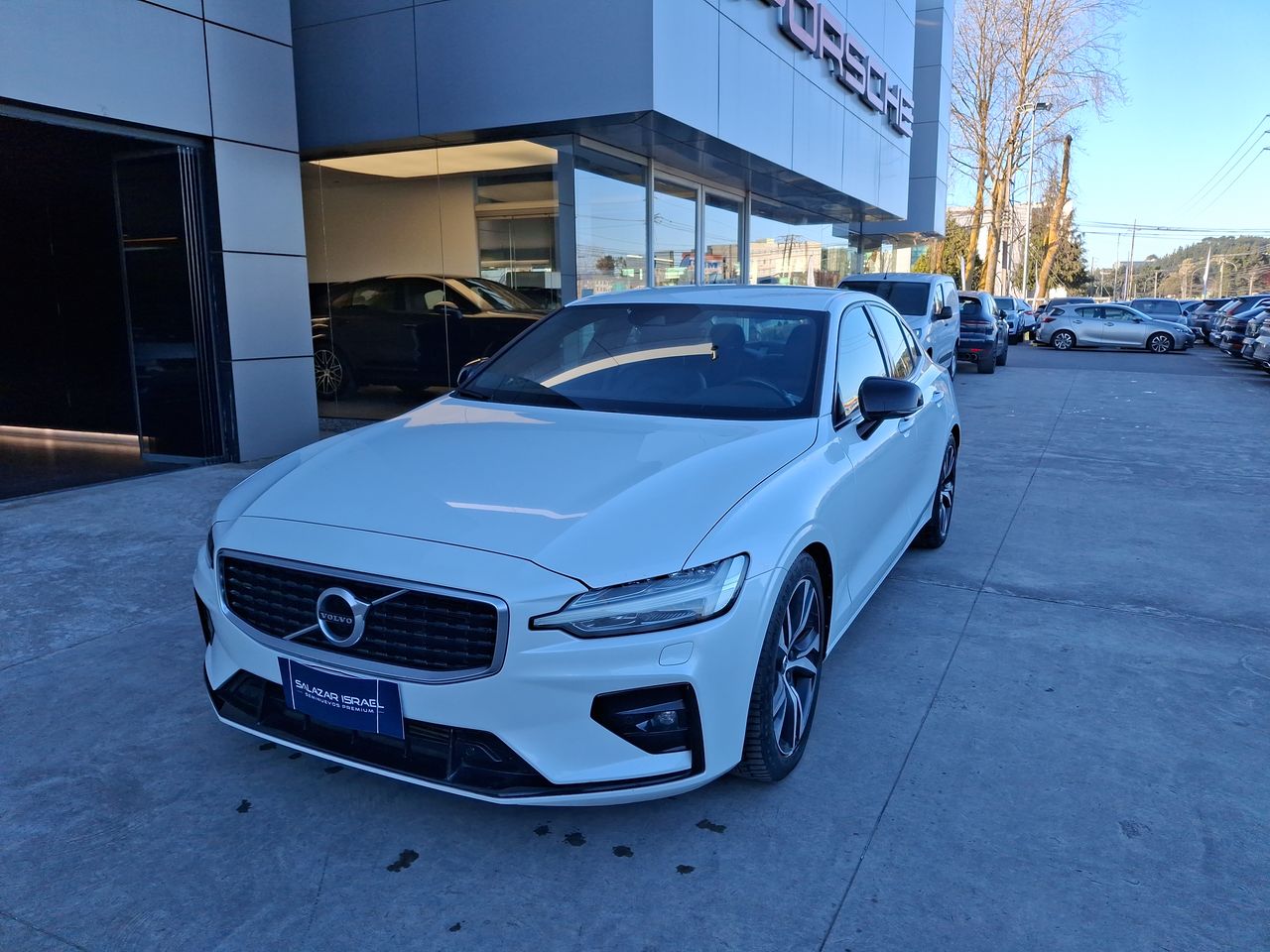 VOLVO - 3