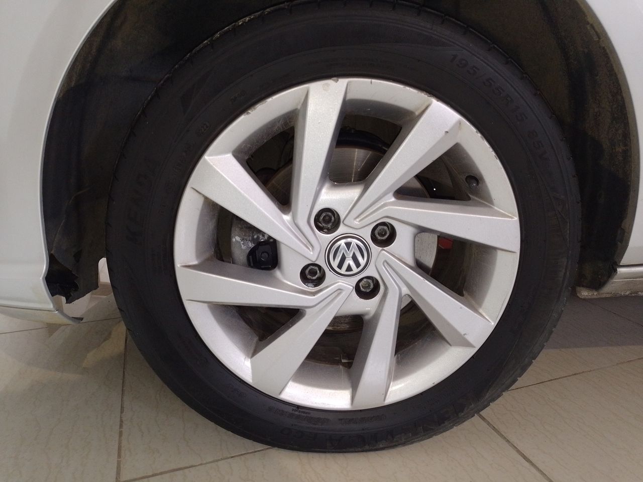 VOLKSWAGEN - 15