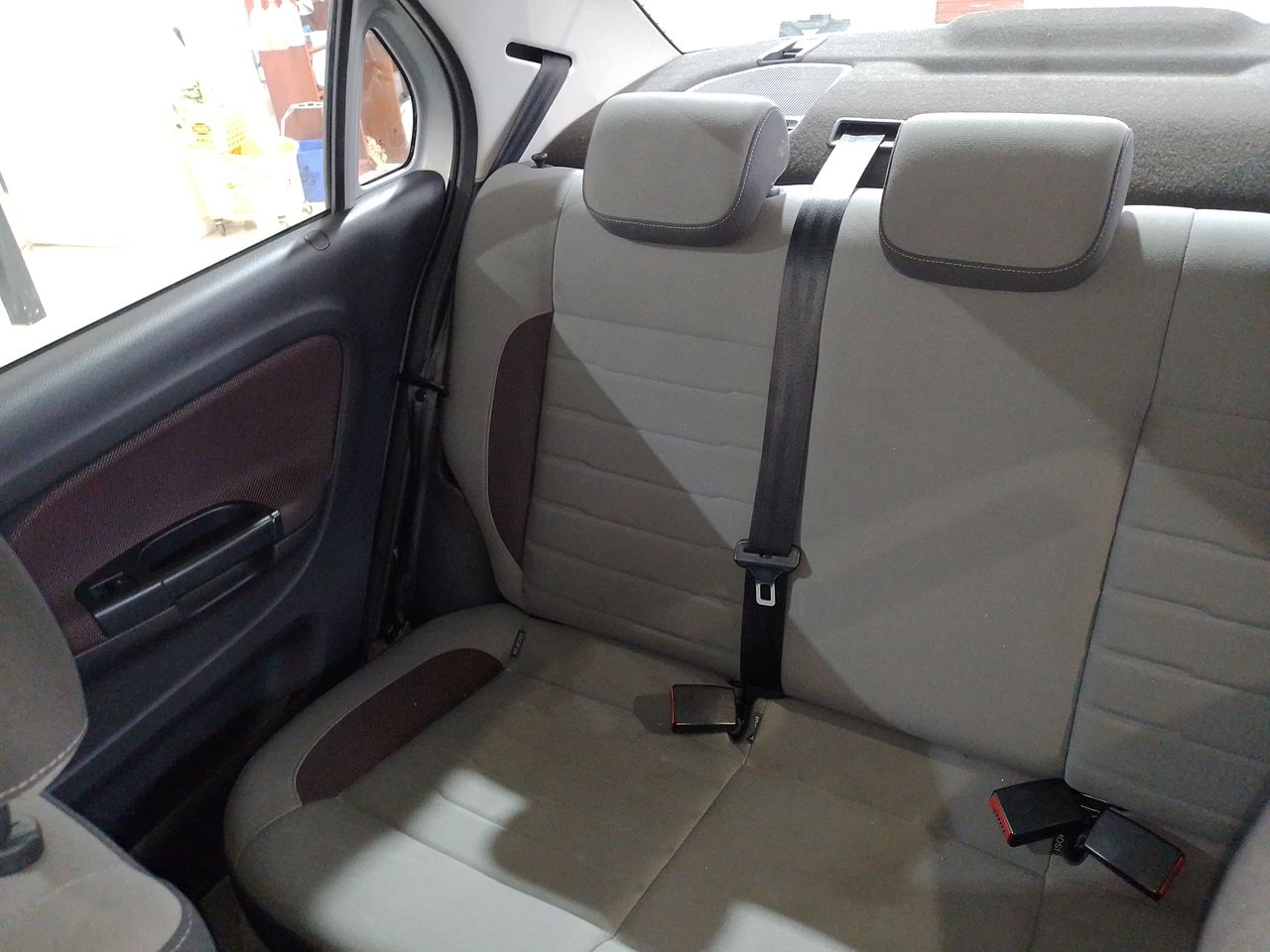 VOLKSWAGEN - 31