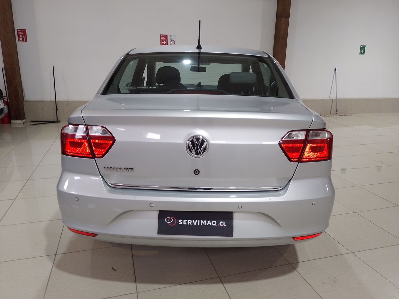 VOLKSWAGEN - 6