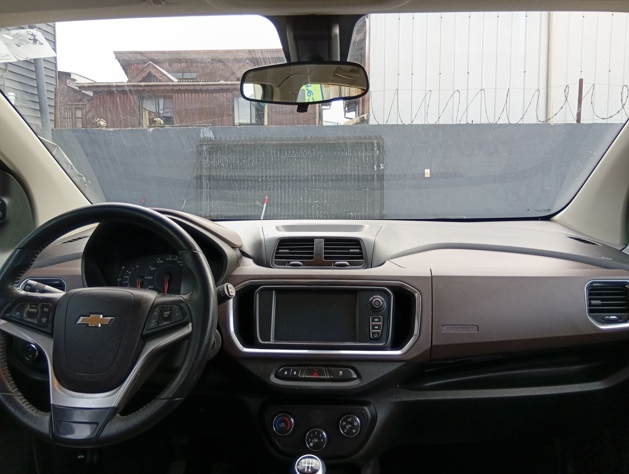 Chevrolet Spin — foto 8 de 28