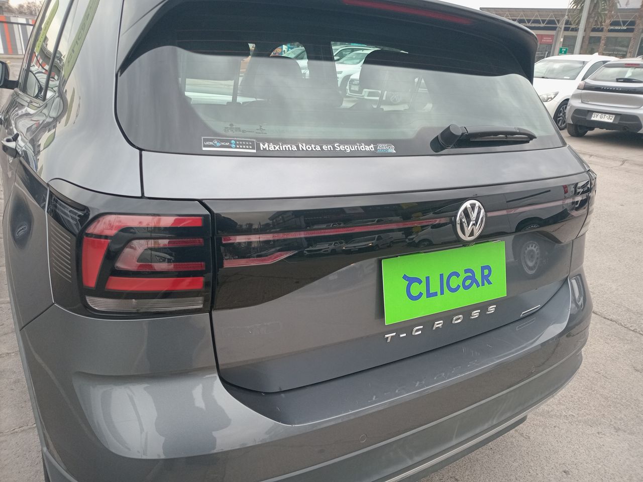 VOLKSWAGEN - 10