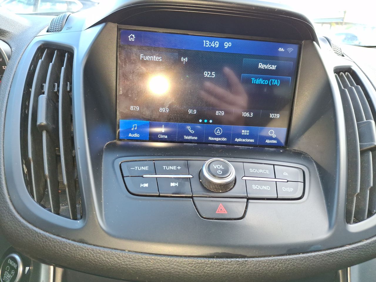 Ford Escape — foto 18 de 26