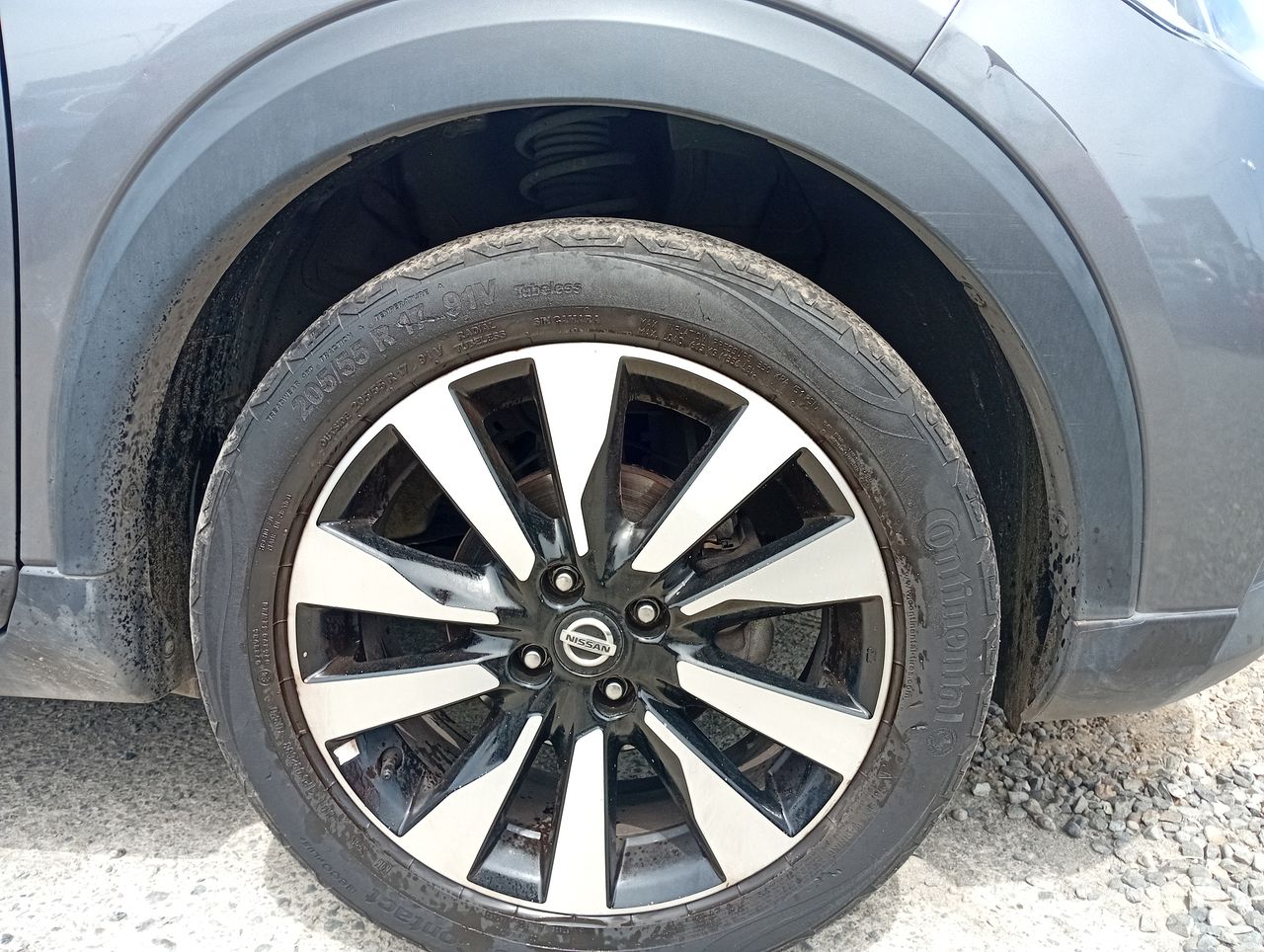NISSAN - 17
