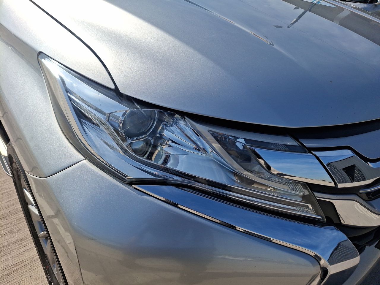 MITSUBISHI - 18