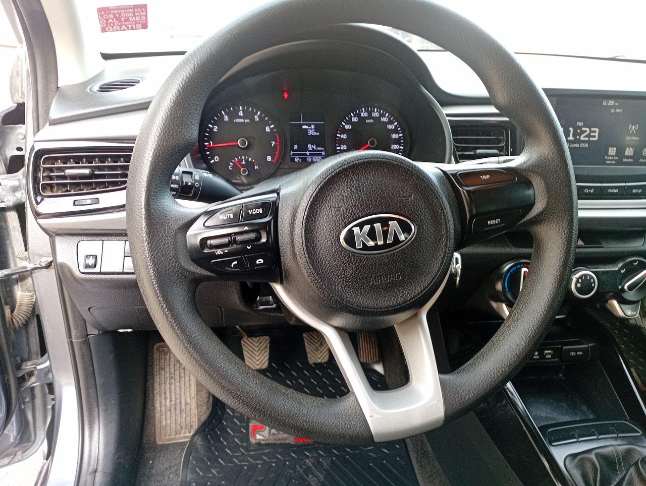 KIA - 10