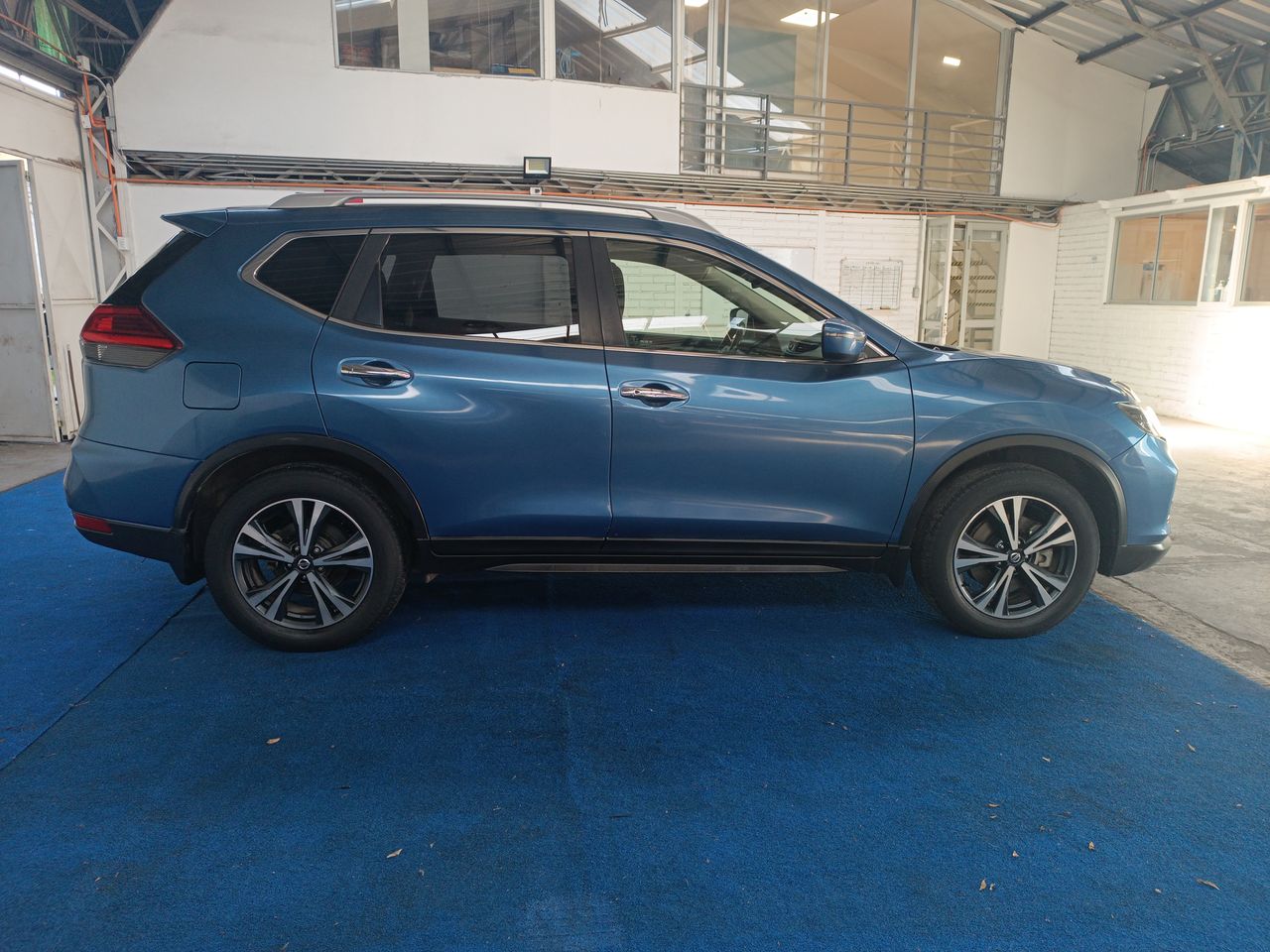 NISSAN - 8