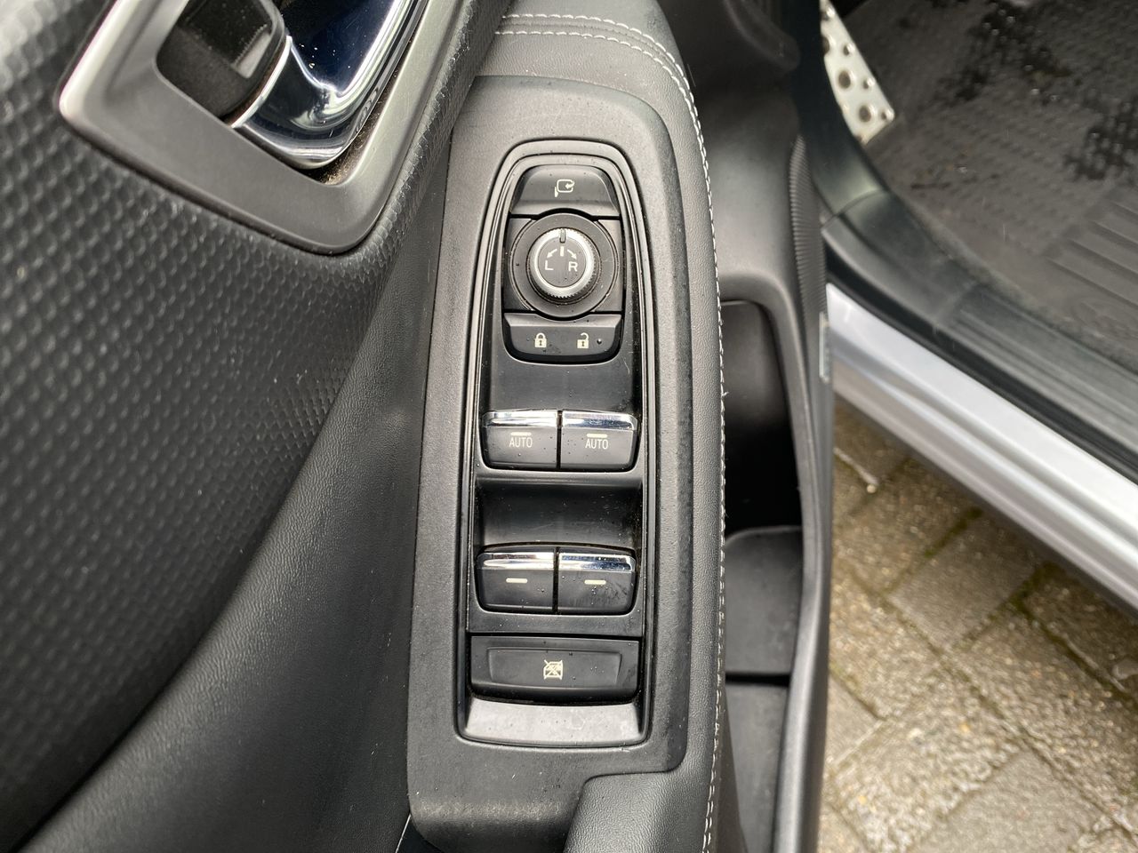 Subaru Forester — foto 24 de 37