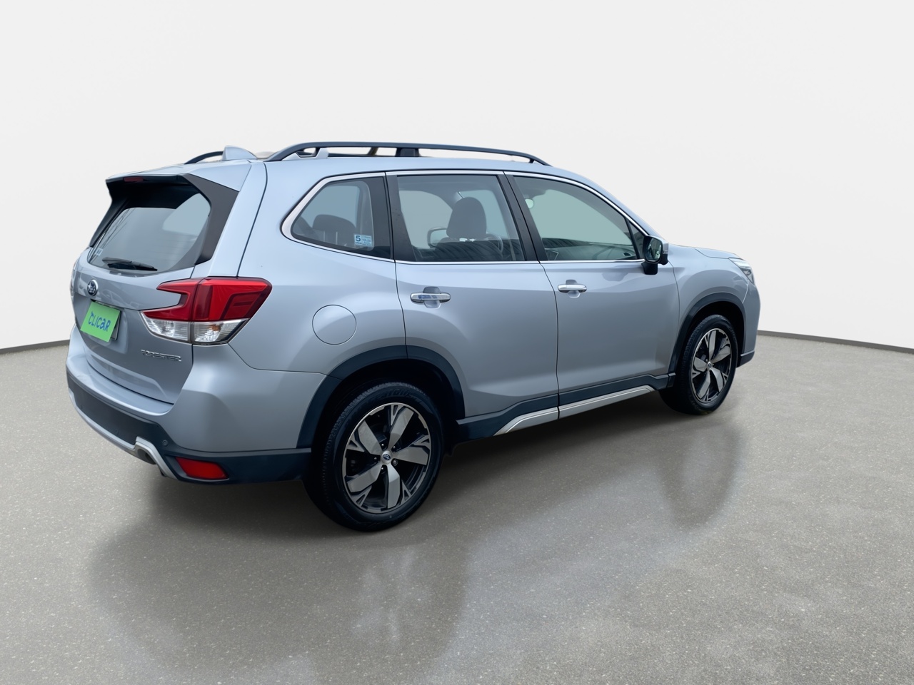 Subaru Forester — foto 8 de 37