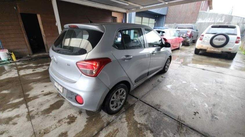 HYUNDAI - 4