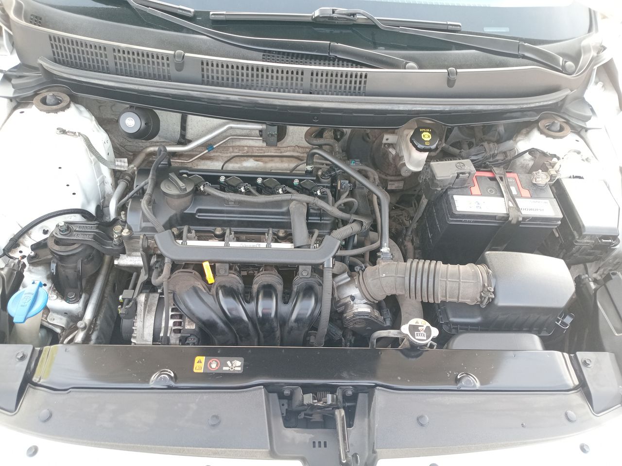 HYUNDAI - 8