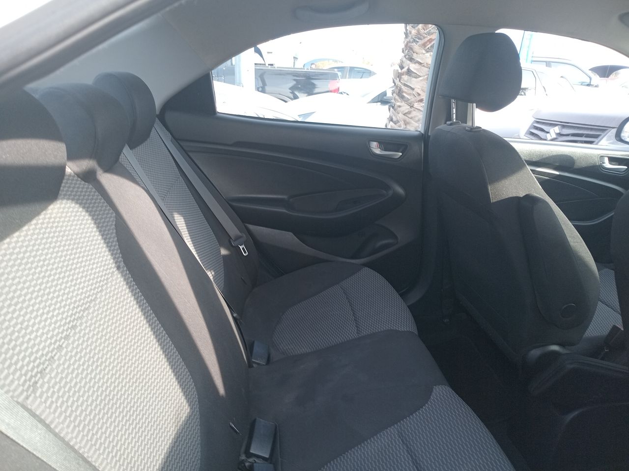 HYUNDAI - 5