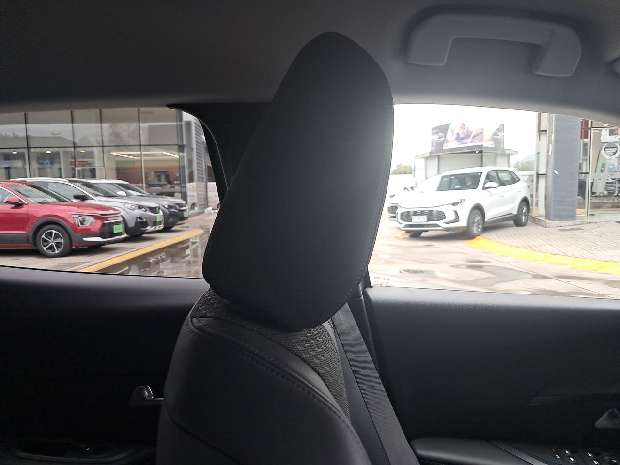 Peugeot 2008 — foto 16 de 34