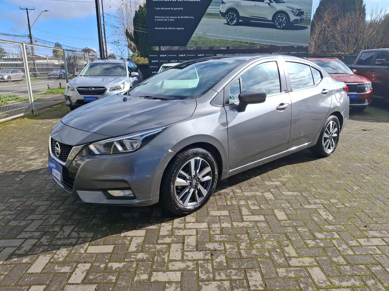 NISSAN - 3